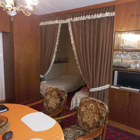 Ferienwohnung ,,Wohnen wie zu Großmutter´s Zeiten´´ Wien Exterior foto